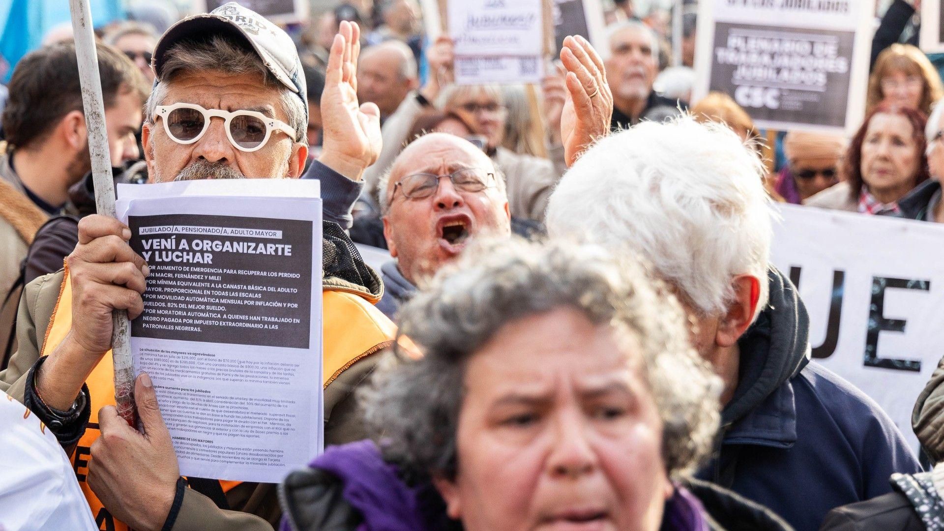 “Los jubilados invitamos a los jóvenes a luchar por el país” 