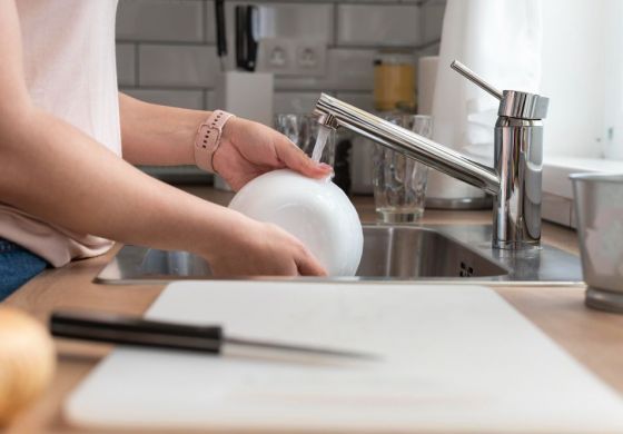 Cómo reducir el consumo de agua y energía en tus tareas domésticas