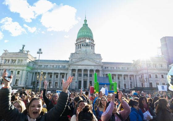 El veto de Milei, ¡Afuera!